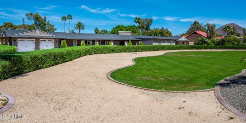 3702 Camelback Rd, Phoenix, AZ 85018-2508
