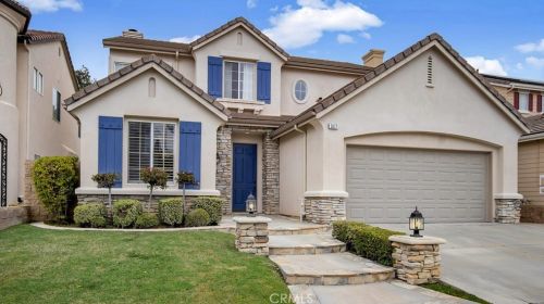 3977 Grandview Dr, Brea, CA 92823-1013