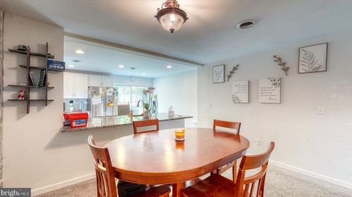 54 Hilldale Rd, Dover DE  19901-3315 exterior