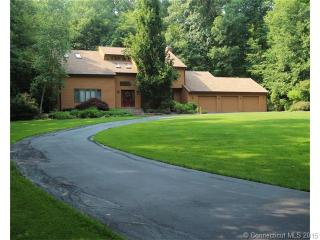 62 John Paul Ln, Coventry, CT 06238-1400