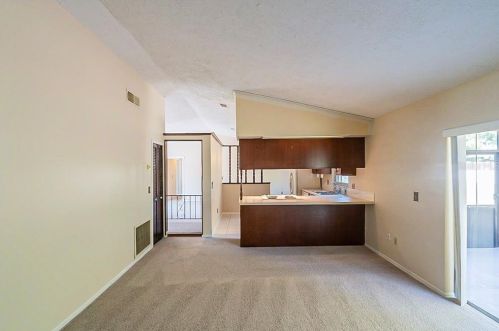 2049 El Campo Ave, Deltona FL  32725-3204 exterior