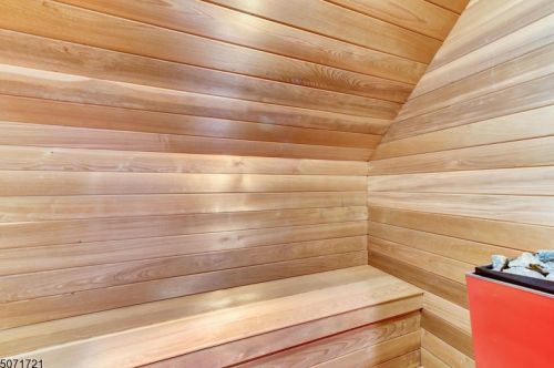 180 Cowperthwaite Rd, Bedminster NJ  07921-2904 exterior