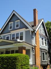 3270 Shepard Ave, Milwaukee WI  53211-3136 exterior