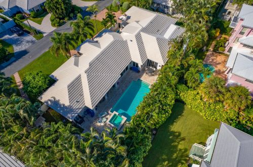 1215 Crestwood Dr, Delray Beach FL  33483-7211 exterior