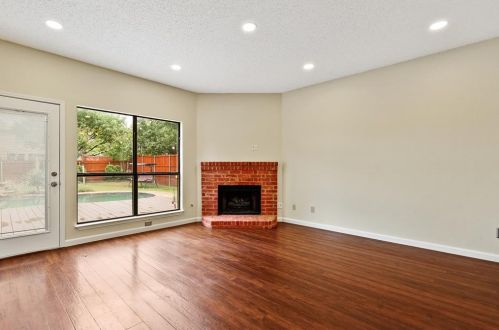 740 Teakwood Dr, Lewisville TX  75028-7232 exterior