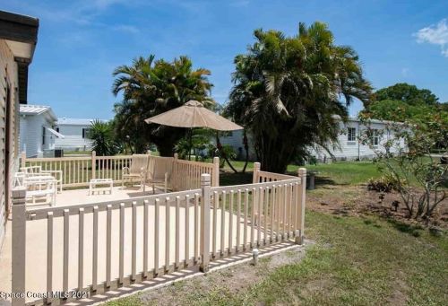 609 Marlin Cir, Sebastian, FL 32976-2405