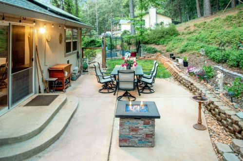 17444 Alexandra Way, Grass Valley CA  95949-7181 exterior