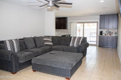 4126 Angela Dr, Glendale, AZ 85308-2902