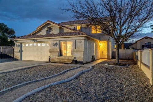2314 El Paso St, Lancaster, CA 93535-1047