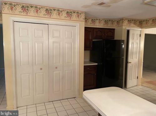 303 Forrest Ave, Shrewsbury PA  17361-1332 exterior