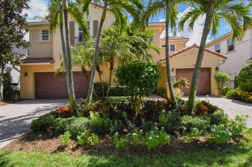 1116 Vintner Blvd, West Palm Beach, FL 33410-1533