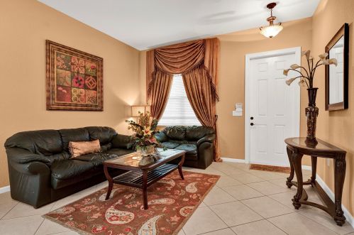 7632 Corkwood Ave, Boynton Beach, FL 33437-7560