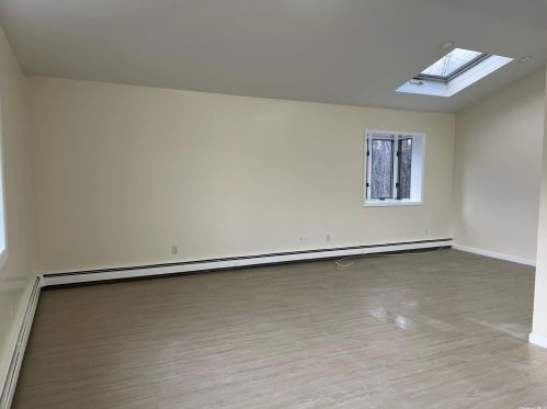 1973 Bellmore Ave, North Bellmore NY  11710-5640 exterior