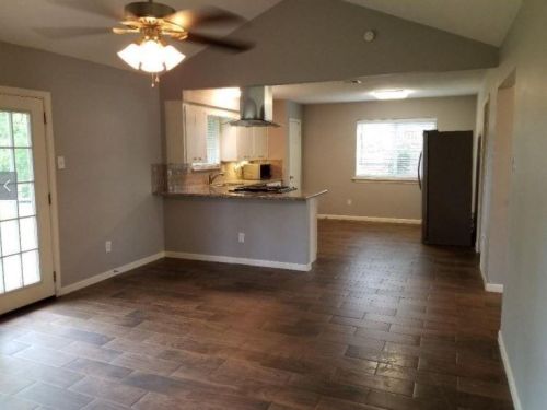 2003 Cheryl Dr, Pearland TX  77581-3419 exterior