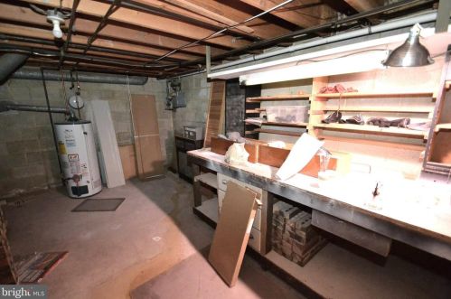 200 Runson Rd, Camp Hill PA  17011-2637 exterior