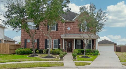 3004 Willow Brook Ct, Pearland, TX 77584-6532