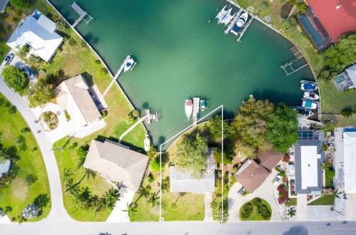 108 Lyons Bay Rd, Nokomis FL 34275-3015 exterior