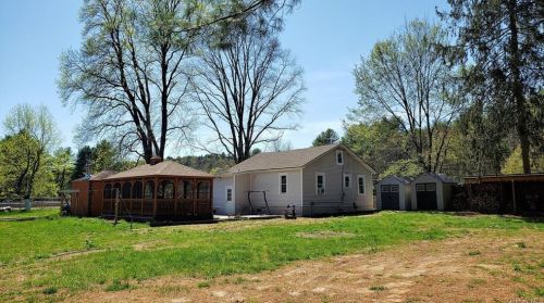 202 Edwards Rd, Monticello NY  12701-3420 exterior