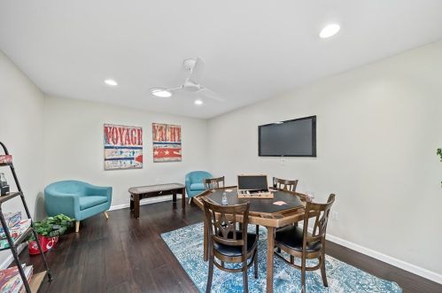 1457 Park Ave, Long Beach CA  90804-3102 exterior