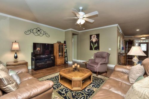 209 Riv Rock Dr, Georgetown TX 78633-5213 exterior