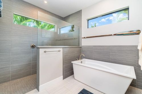 2402 50 St, Cape Coral FL  33914-6792 exterior