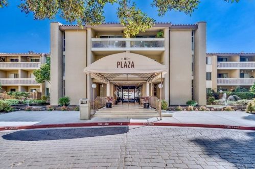 4600 Lamont St, San Diego CA  92109-3529 exterior