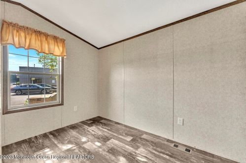 87 Herman Blvd, Hazlet NJ  07730-1547 exterior