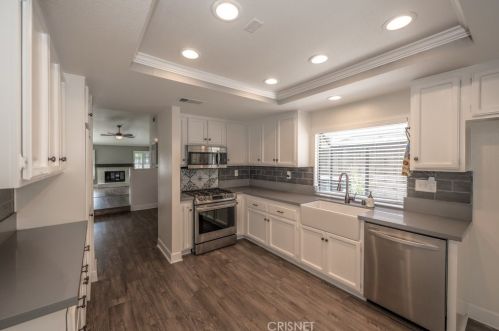 1968 Driftstone Dr, Glendora CA  91740-5378 exterior