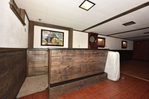 6520 Bottsford Ave, Milwaukee WI 53220-3446 exterior