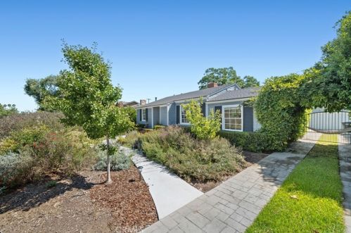 406 Snug Harbor Rd, Newport Beach, CA 92663-5845