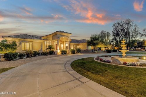 3661 Tremaine Ct, Gilbert, AZ 85234-3105