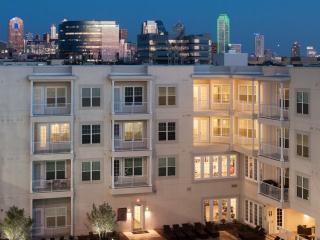 4110 Fairmount St, Dallas TX  75219-3349 exterior