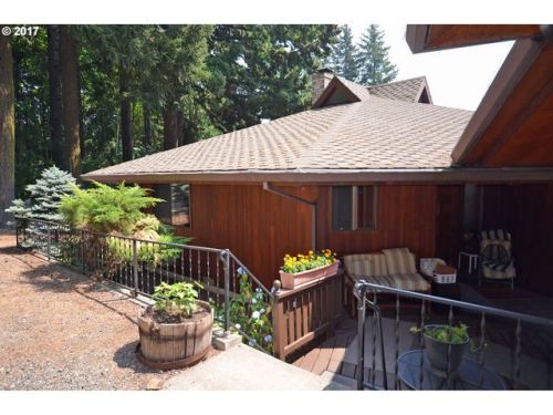 10522 Cook Underwood Rd, Underwood, WA 98651-9119