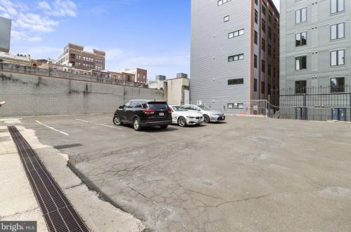 246 3rd St, Philadelphia PA  19106-1121 exterior