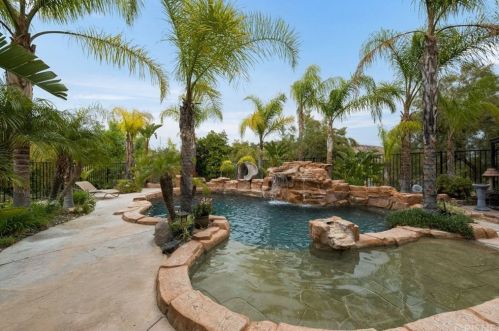 28030 Gibraltar Ln, Santa Clarita CA  91384-4548 exterior