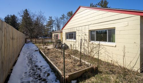 4986 Small Rd, Waukesha WI  53151-7408 exterior