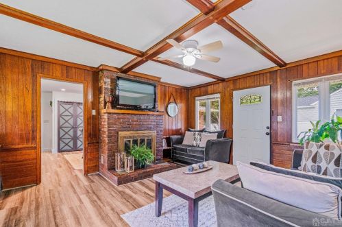 48 Patton Dr, East Brunswick NJ  08816-1130 exterior