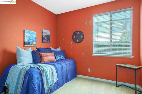 40 Snowy Egret Ct, Oakley CA  94561-1679 exterior