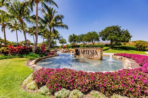 1522 Oceania Dr, Naples, FL 34113