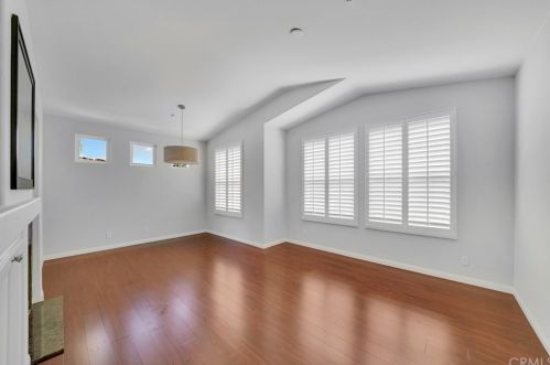 1301 Elk Grv, Irvine, CA 92618-4029