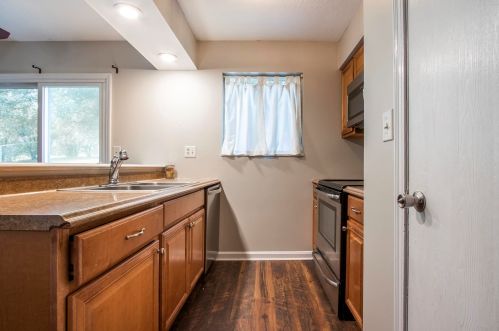 8511 Pheasant Dr, Florence KY  41042-9397 exterior