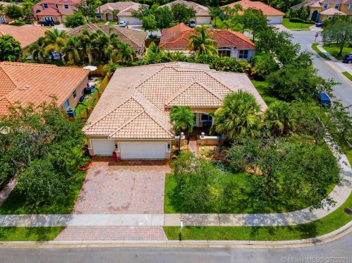 1171 189th Ter, Hollywood, FL 33029-6063