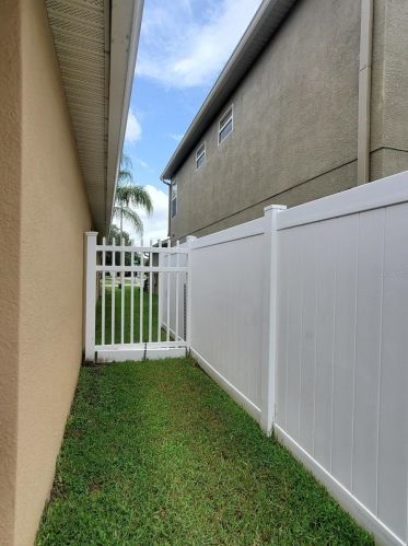 18103 Glastonbury Ln, Land O Lakes FL  34638-8121 exterior