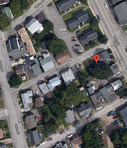 247 Main St, Somersworth NH  03878-3118 exterior