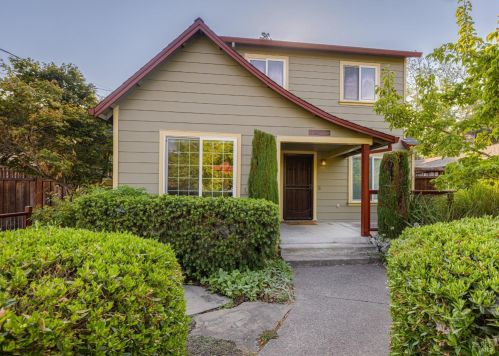 1570 Wright St, Santa Rosa CA  95404-2928 exterior