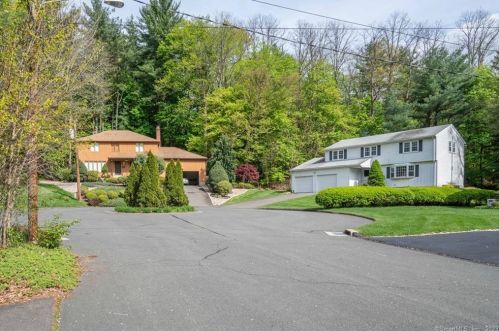 138 Kirkwood Rd, Hartford, CT 06117-2836