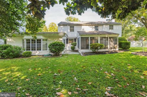 1128 Woodsedge Rd, Dover, DE 19904-4366