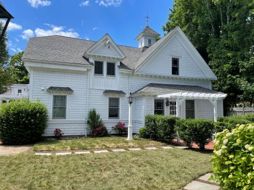 40 Main St, Falmouth, MA 02540-2667