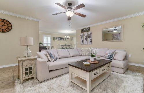 73 10th St, Shalimar FL  32579-1553 exterior