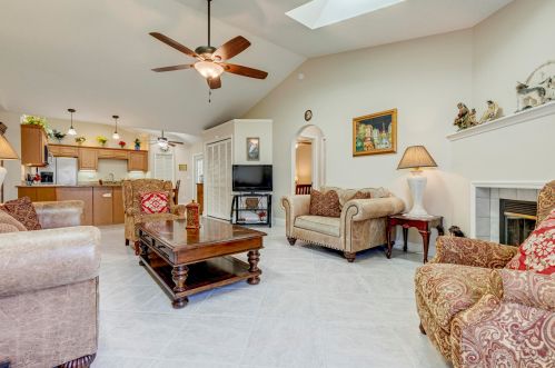 909 Fulton Way, Sebastian FL  32958-5123 exterior